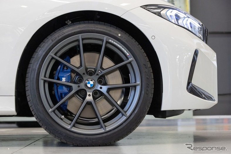 100台限定のBMW『3シリーズ』、Mパフォーマンスパーツ奢ったブラジル工場10周年記念モデル 画像