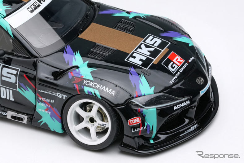 HKSが「東京オートサロン2025」限定/先行販売アイテムを公開、谷口選手サイン入りの1/43『GRスープラ』も 画像