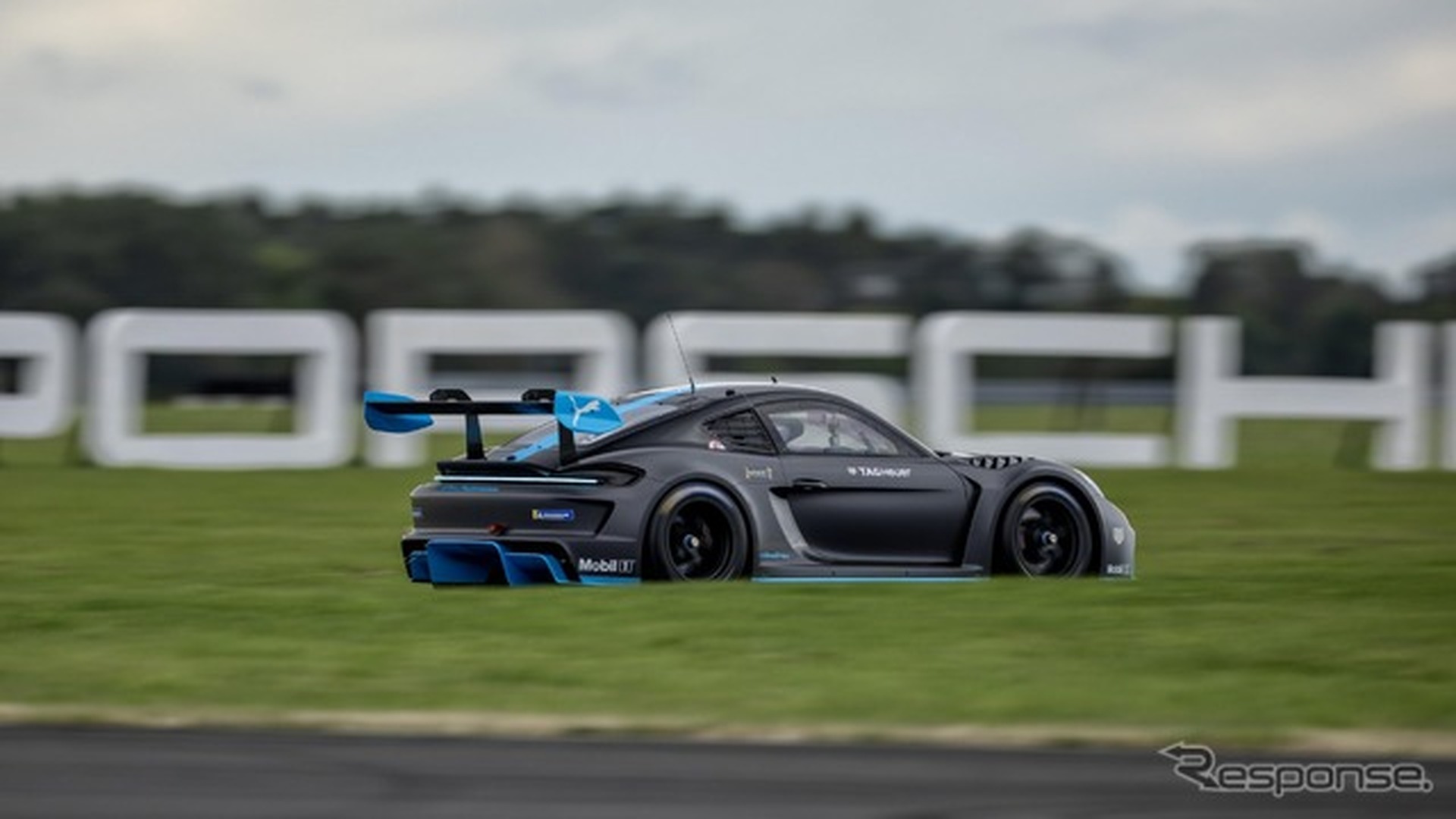 ポルシェGT4 eパフォーマンス