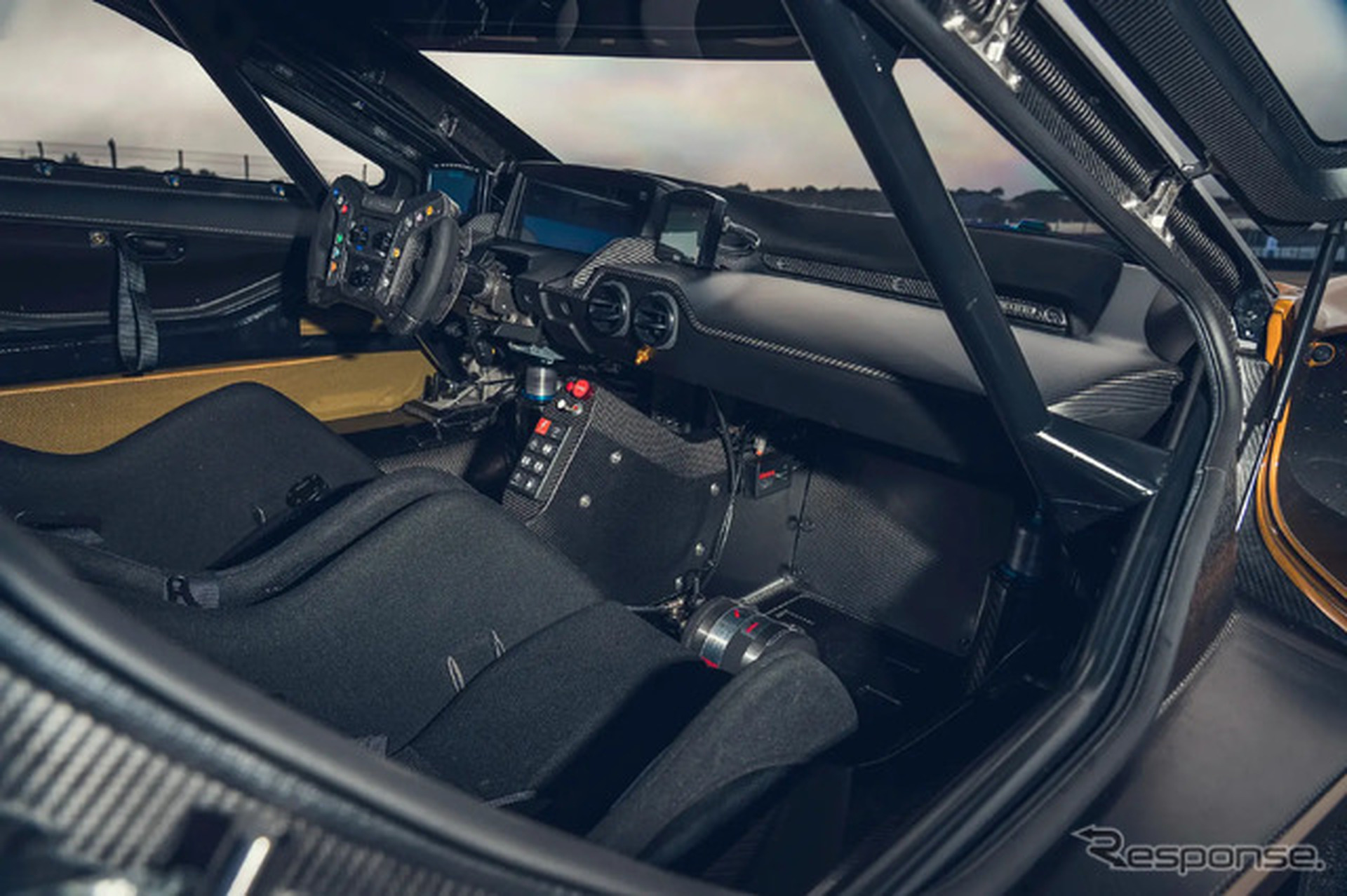 最後の現行モデルとなるフォード『GT』のサーキット専用車 『GT Mk IV』