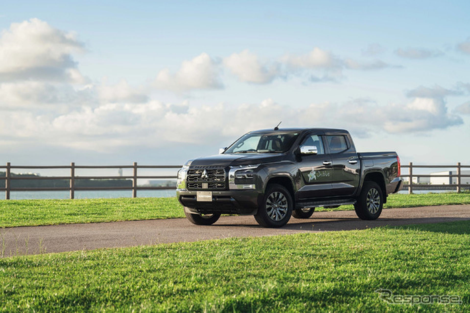 MITSUBISHI TRITON