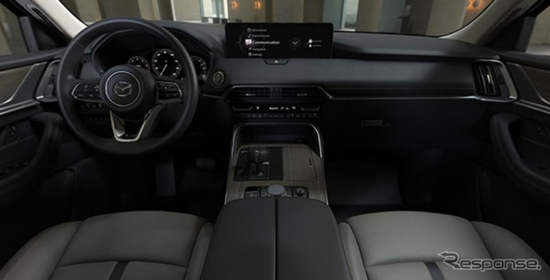 マツダ CX-90 の3.3ターボS「プレミアムスポーツ」