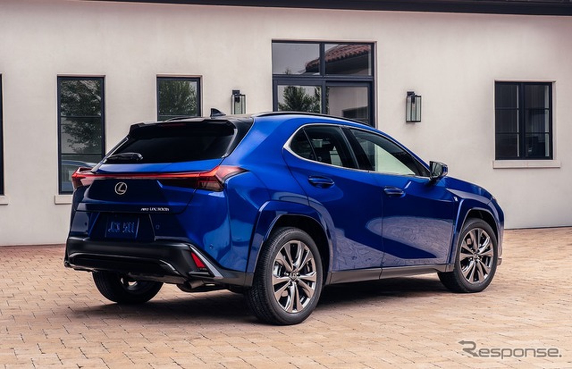 レクサス『UX 300h』の「F SPORT ハンドリング」（米国仕様）