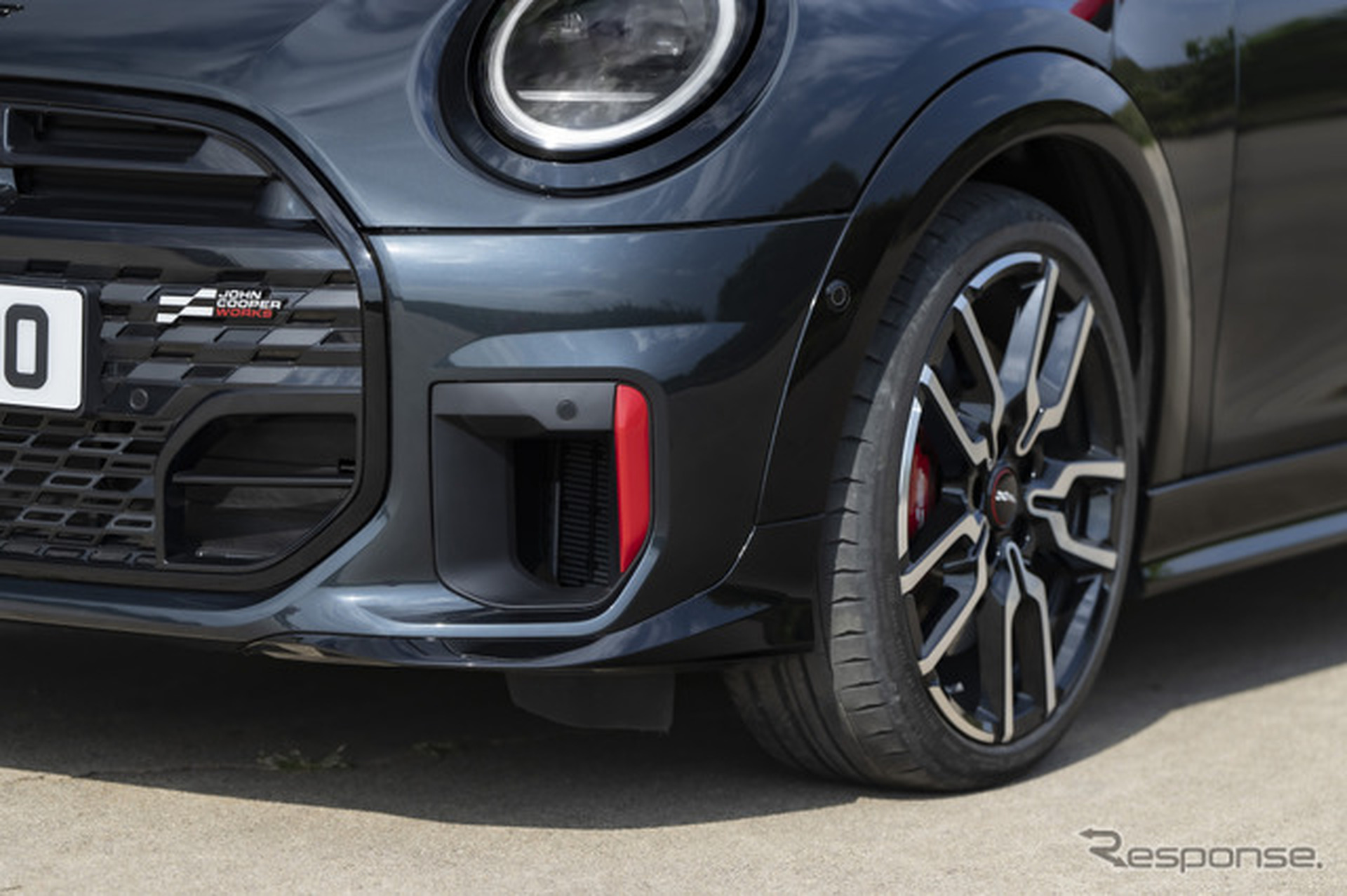 MINIの3ドアハッチバック「JCW」改良新型