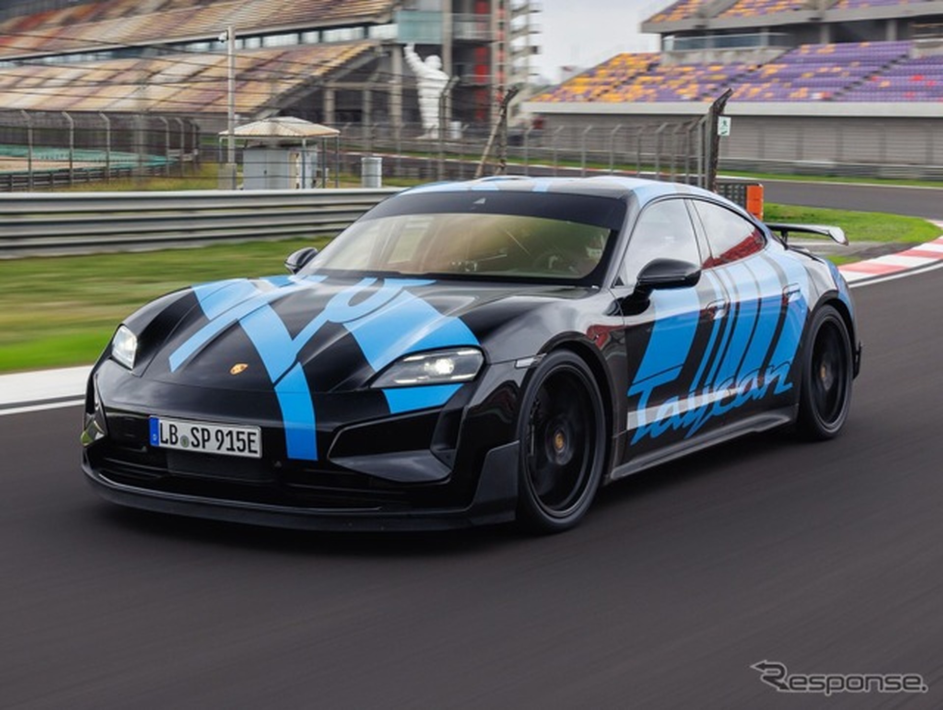 ポルシェ・タイカン・ターボGTが上海国際サーキットで量産車最速のラップタイムを記録