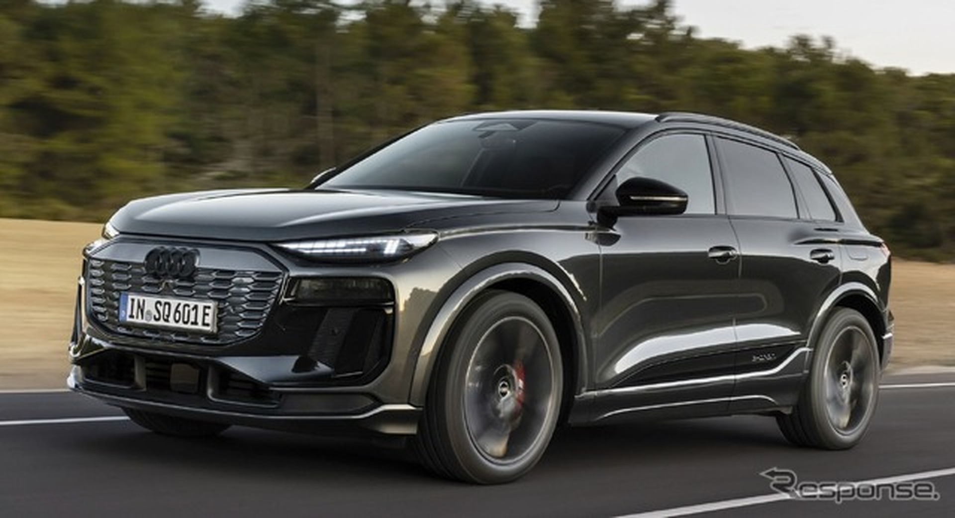 アウディ SQ6 e-tron