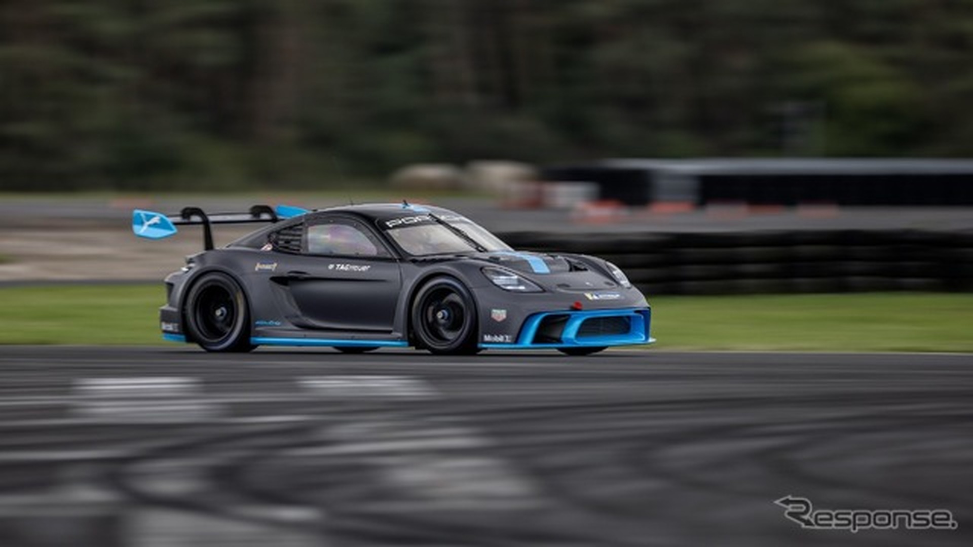 ポルシェGT4 eパフォーマンス