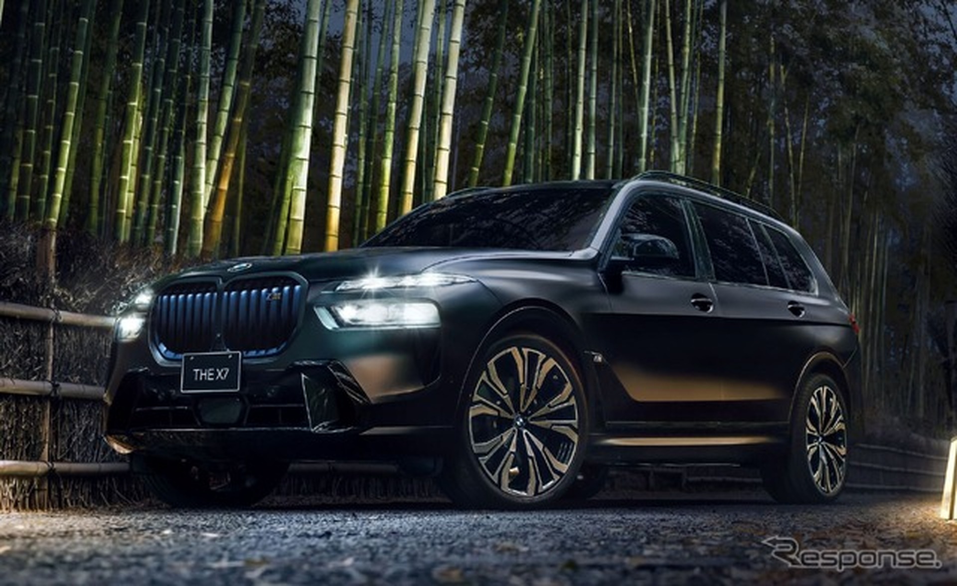BMW『X7 BLACK-α』