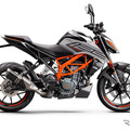 KTM 125 DUKE（2022年モデル）