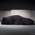 ポルシェが新型車を予告