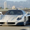 マセラティ『MC12ストラダーレ』