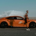 メルセデスAMG『コンセプトAMG GT XX』とアディダスの特別仕様シューズ