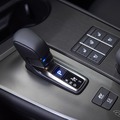 レクサス『UX 300h』の「F SPORT ハンドリング」（米国仕様）