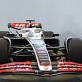 昨年のマシンにカラーリングを施したモデルを展示