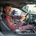 アウディが独サッカー「FCバイエルン」選手らに電動車を納車