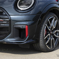 MINIの3ドアハッチバック「JCW」改良新型