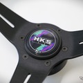 会場先行販売となるHKSステアリングホイール・ナルディ・スポーツ・34 DEEP